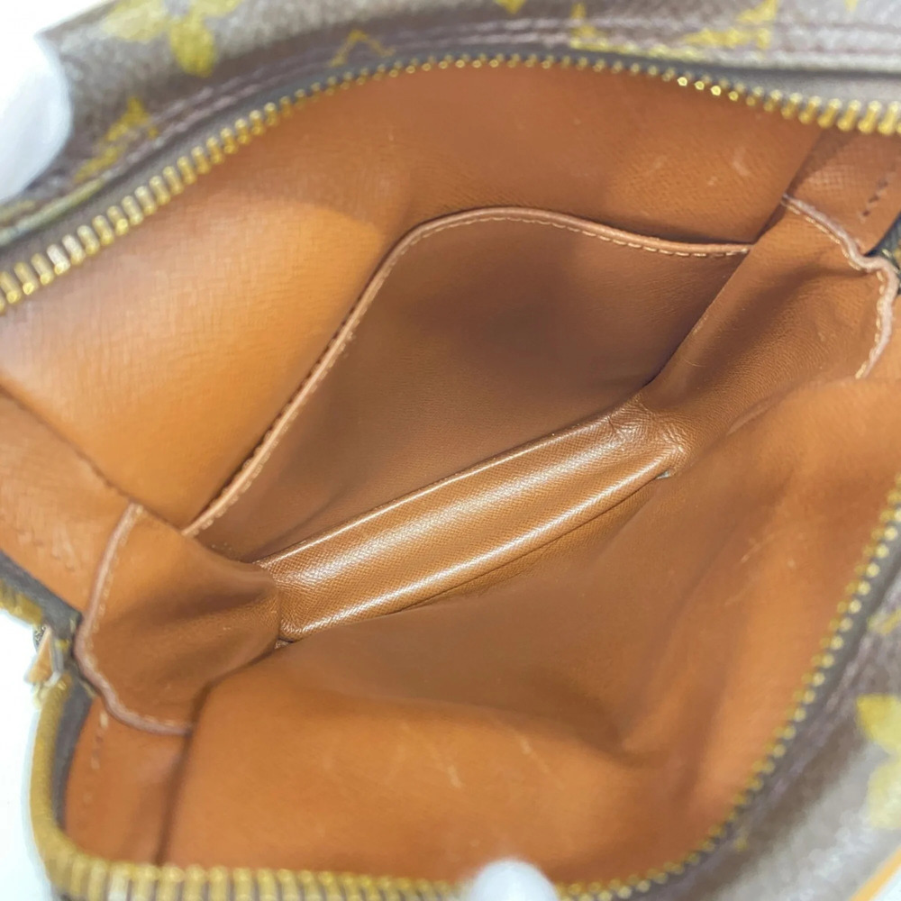 LOUIS VUITTON Brown Monogram Shoulder Bag - Picture 4 of 10